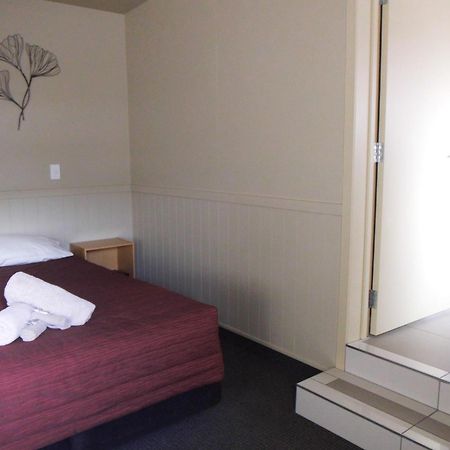 Oamaru Top 10 Holiday Park Экстерьер фото